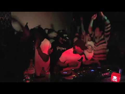 DJ EZ Tekkers - Boiler Room Moments - UCGBpxWJr9FNOcFYA5GkKrMg