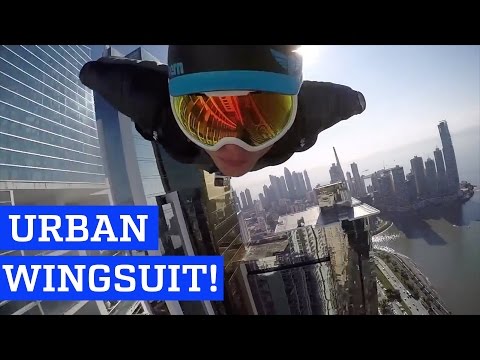 Urban Wingsuit Flying by Skyscrapers | PEOPLE ARE AWESOME - UCIJ0lLcABPdYGp7pRMGccAQ