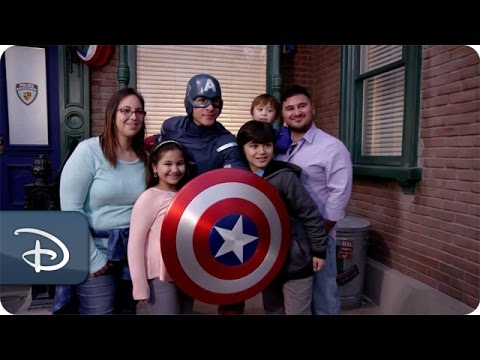 The Mungia Family Visit Disneyland Resort - UC1xwwLwm6WSMbUn_Tp597hQ