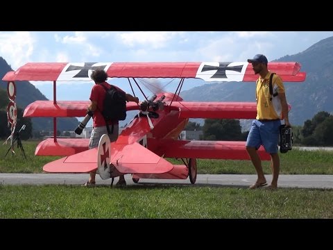 WORLD’S LARGEST FOKKER DR-1 RC SCALE PLANE 65% AEROBATICS BY GERNOT BRUCKMANN - UCTLEcIaYJEbUEzQc3-ZvruQ