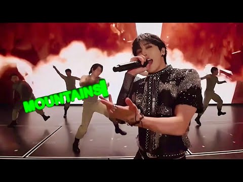 Stray Kids “MOUNTAINS” live 241205