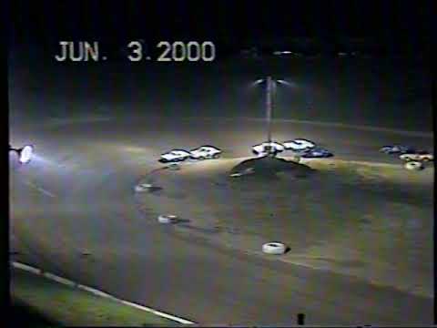 Hidden Valley Speedway June 3rd, 2000 4 Cylinder Feature - dirt track racing video image