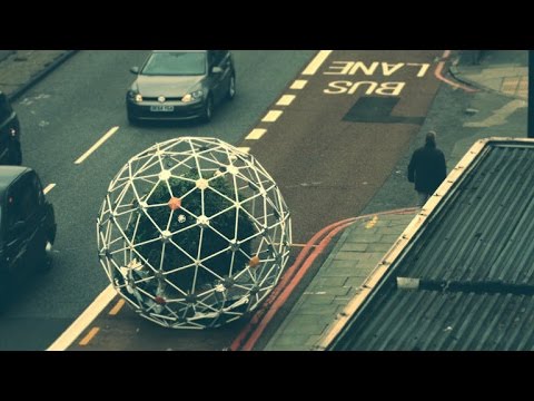 Sphere full of plants rolls around town autonomously (Tomorrow Daily 355) - UCOmcA3f_RrH6b9NmcNa4tdg