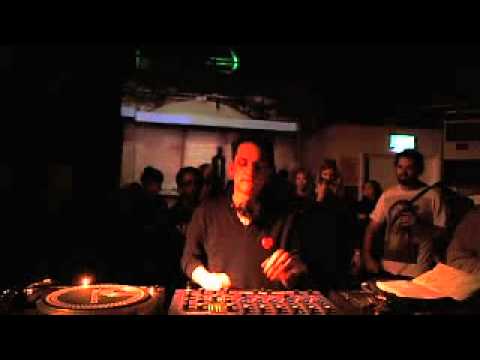 Jacques Greene 50 min Boiler Room DJ Set - UCGBpxWJr9FNOcFYA5GkKrMg