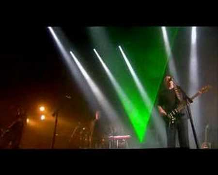 David Gilmour & David Bowie - Comfortably Numb - UCh14fn8bmMqz6uma1lZDU0w