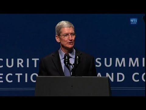 CNET News - Federal government to start accepting Apple Pay in fall - UCOmcA3f_RrH6b9NmcNa4tdg