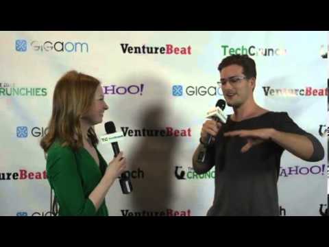 Alex Ljung (CEO of SoundCloud) Backstage Interview | TechCrunch 2012 Crunchies - UCCjyq_K1Xwfg8Lndy7lKMpA