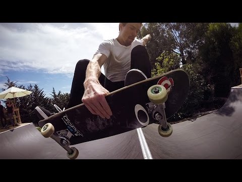 GoPro: Shaun White's Backyard Mini Ramp - UCqhnX4jA0A5paNd1v-zEysw