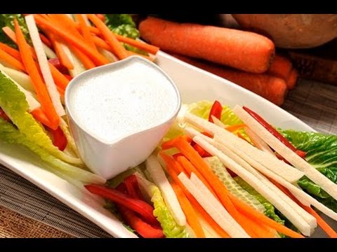 Crudités con aderezo de yogur - UCvg_5WAbGznrT5qMZjaXFGA