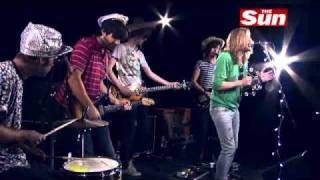 I Am Arrows - California Gurls (Katy Perry cover) live at Biz Sessions 12.08.2010