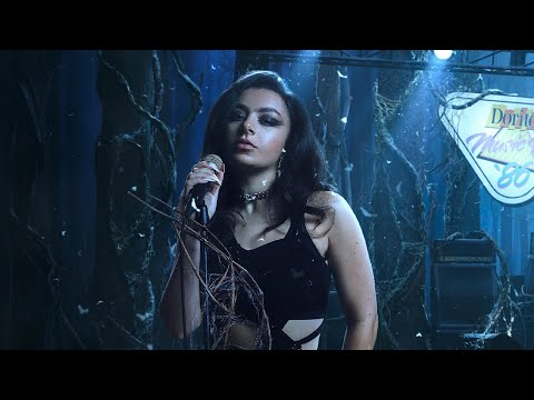 Charli XCX – Good Ones (Doritos Music Fest '86) [Live From The Upside Down]