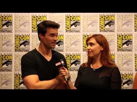 Marvel's Agents of S.H.I.E.L.D. - Brett Dalton at San Diego Comic-Con - UCvC4D8onUfXzvjTOM-dBfEA