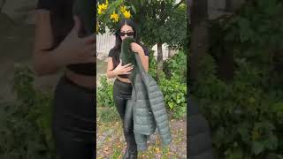 Jaqueta Feminina Puffer Nylon Zíper Pelo no Capuz