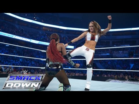 Alicia Fox & Brie Bella vs. Naomi & Tamina: SmackDown, December 31, 2015 - UCJ5v_MCY6GNUBTO8-D3XoAg