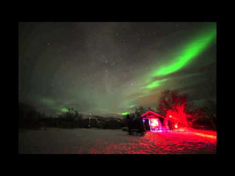 Aurora Photographer's Headlamp Mimics Lighting In Time-Lapse Video - UCVTomc35agH1SM6kCKzwW_g