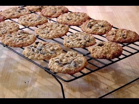 How to Make Homemade Oatmeal Raisin Cookies - Recipe by Laura Vitale Laura In The Kitchen Episode 69 - UCNbngWUqL2eqRw12yAwcICg