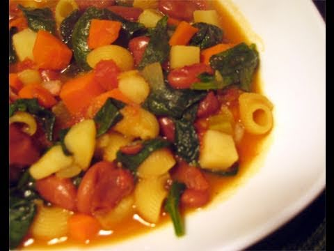 Minestrone Soup Recipe - Laura Vitale "Laura In The Kitchen" Episode 12 - UCNbngWUqL2eqRw12yAwcICg