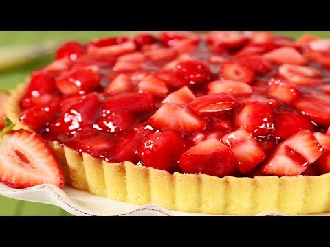 Strawberry Pie Recipe Demonstration - Joyofbaking.com - UCFjd060Z3nTHv0UyO8M43mQ