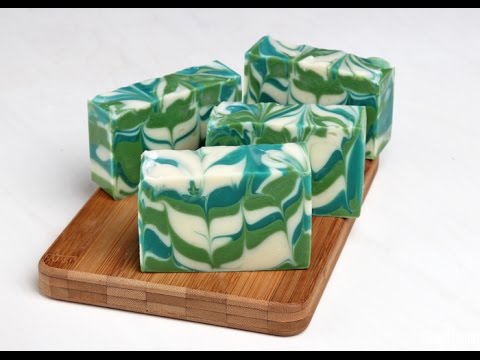 How to Make Aloe Vera Hanger Swirl Soap - UCStN08hkQ1321WVdFqWD2-w