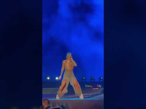 Justin Bieber - Somebody (Live Performance)