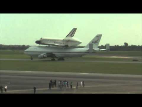 'Endeavour, Houston: Pit Stop' | Video - UCVTomc35agH1SM6kCKzwW_g