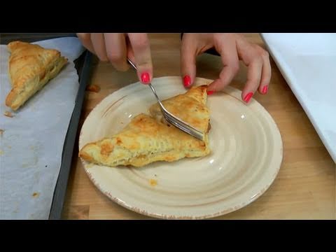 Chicken Cacciatore Turnovers w/ Italian Cheese & Herb Philadelphia Cooking Creme - by Laura Vitale - UCNbngWUqL2eqRw12yAwcICg