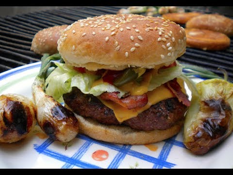 HAMBURGUESAS AL CARBON / GRILLED BURGERS - UCewhO42h_TIKZdntpI-v39g