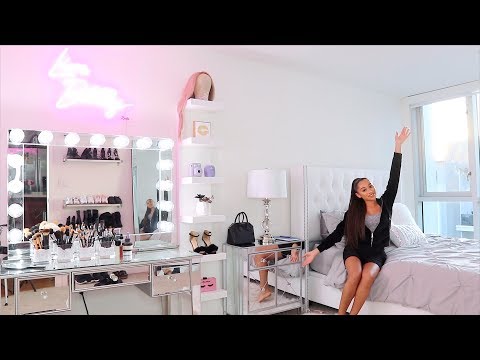 MY GLAM LA APARTMENT TOUR! - UCT5yFEDO-zY1D1vrPyglmsg