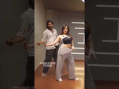 కేతిక డాన్స్ పిచ్చెక్కించింది🔥: #ketikasharma​ dance #robinhood​ #shorts​ #ytshorts​