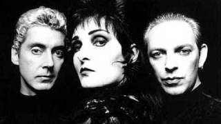 Siouxsie & The Banshees - Hall Of Mirrors