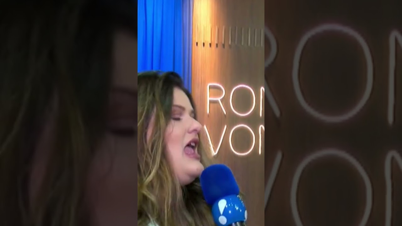 Fábio Porchat fala da experiência e emoção de apresentar o programa do Ronnie Von