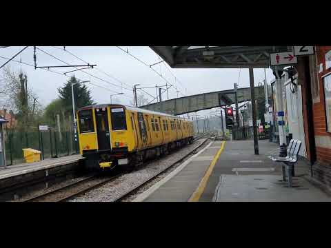 Network Rail 313121 passing Herford North with a 5 tone horn bound for Hornsey depot