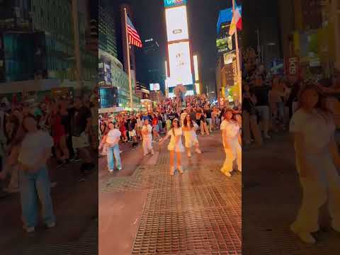 Feeling a little supernatural ~ #kpopinpublic #kpop #newjeans #supernatural