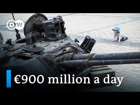How long can Russia afford the war? | DW News