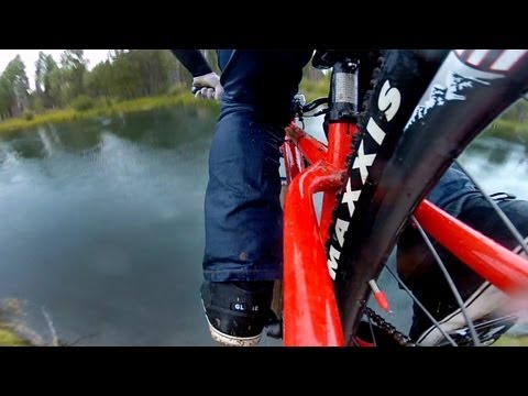 GoPro: Mountain Bike River Jump - UCqhnX4jA0A5paNd1v-zEysw