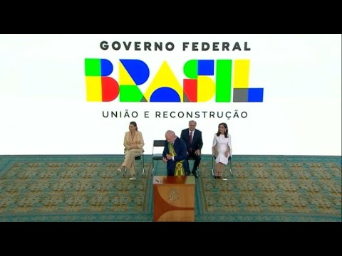 Governo mantém os R$ 600,00 do Auxílio Brasil e aumenta o valor do Auxílio Gás