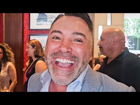 Oscar De La Hoya REACTS to Roy Jones Jr CALLING OUT Floyd Mayweather to FIGHT; sends MESSAGE to both