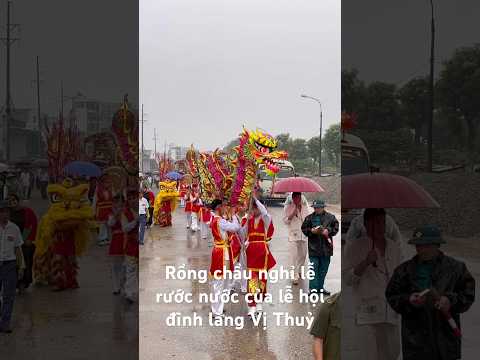 Rước nước từ Đền quan về đình Vị Thuỷ