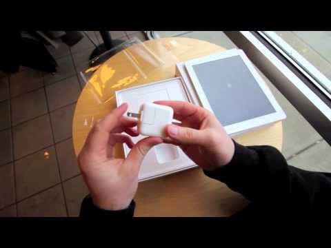 iPad 2 UNBOXING & Hands On! - UCsTcErHg8oDvUnTzoqsYeNw