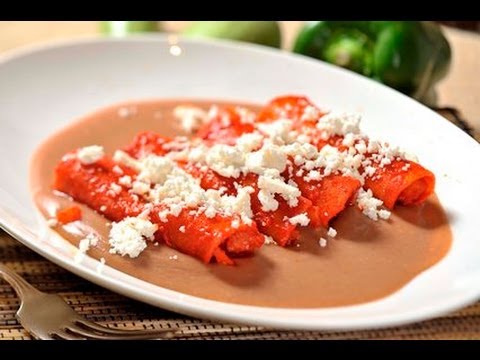 Enchiladas de jícama en cama de frijol - Jicama Enchiladas on a bed of Beans - UCvg_5WAbGznrT5qMZjaXFGA