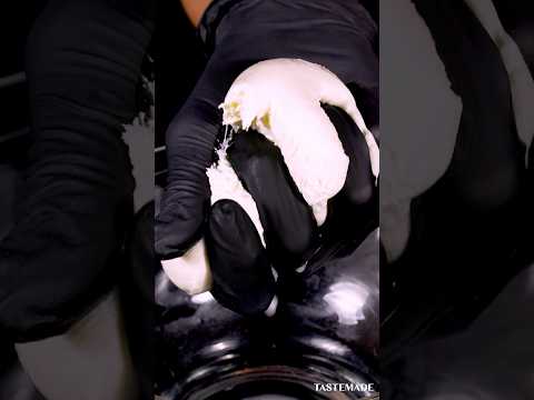 【実験】モッツァレラチーズを揚げてみたら…!?🧀 #モッツァレラチーズ