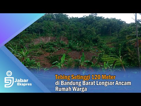 Tebing Setinggi 120 Meter di Bandung Barat Longsor Ancam Rumah Warga