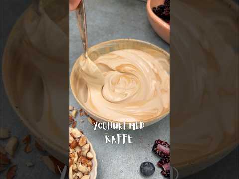 Yoghurt med kaffe - nem og lækker morgenmad eller snack
