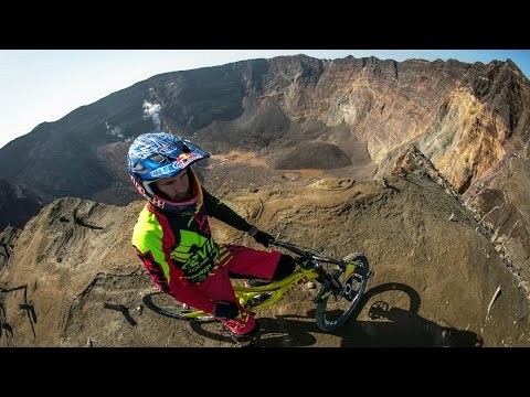 Mountain Biker Stevie Smith Charges Down a Volcano | Ring of Fire - UCblfuW_4rakIf2h6aqANefA