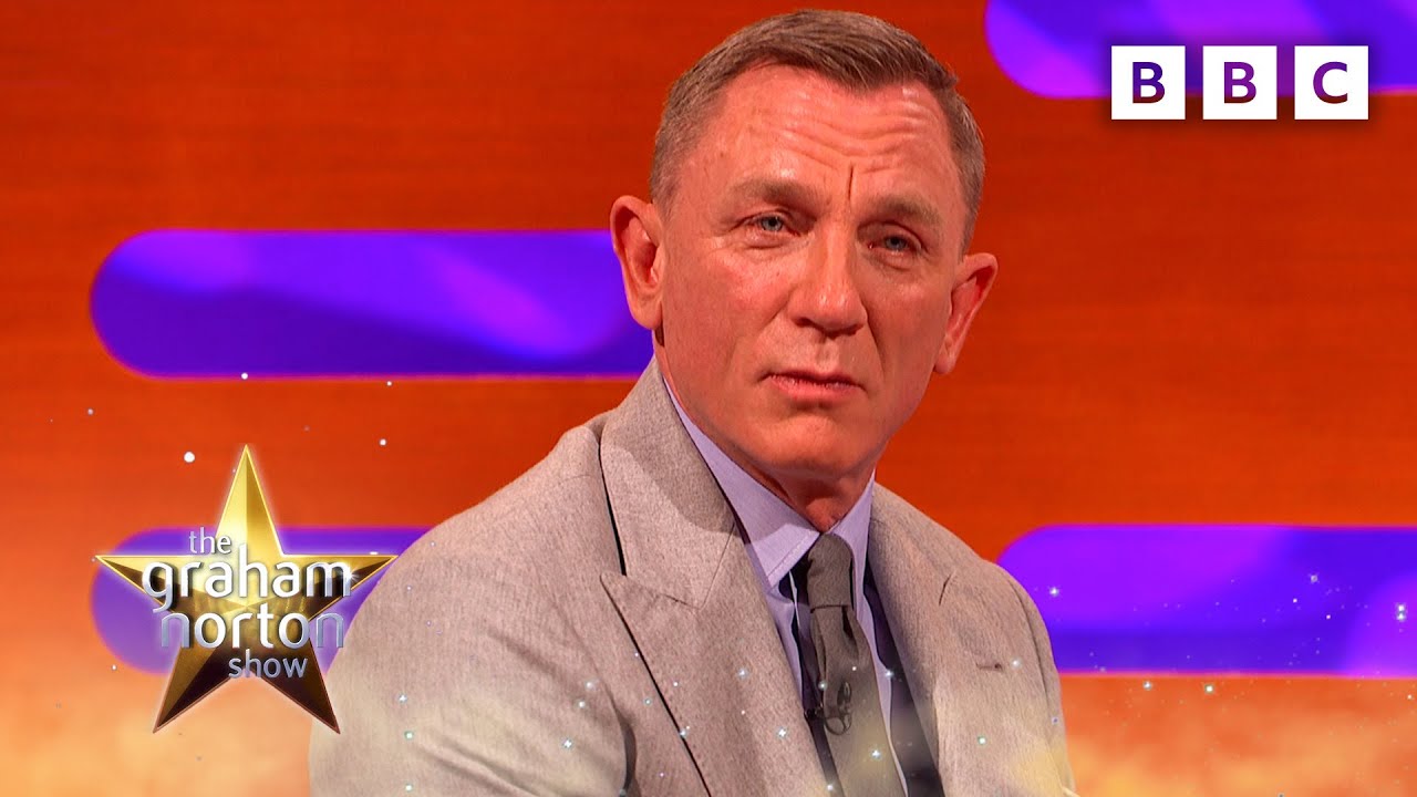 Daniel Craig’s dresser pretended to be the REAL Agent 007 😲🕵️‍♂️ @The Graham Norton Show ⭐️ BBC