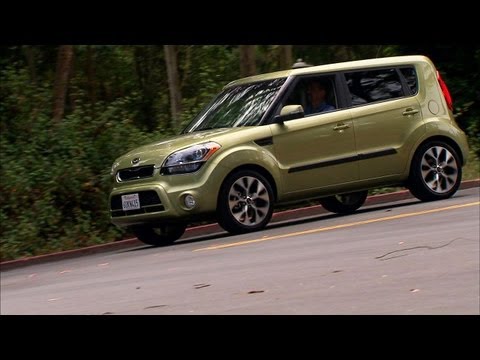 2012 Kia Soul - Car Tech - UCOmcA3f_RrH6b9NmcNa4tdg