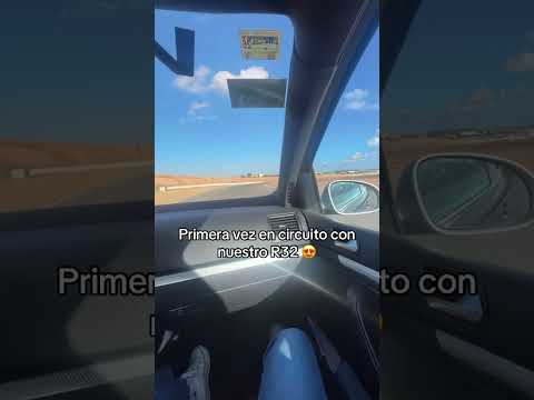 Primera vez en circuito probando el golf v R32 😍