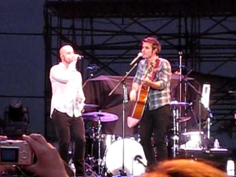 Kris Allen & Chris Daughtry- Send Me All Your Angels