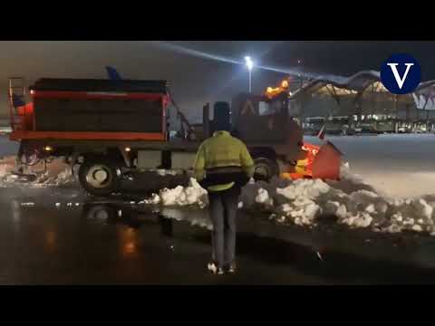 El aeropuerto de Barajas y la red de trenes de Madrid comenzarán a operar gradualmente esta tarde
