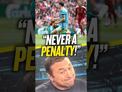 Jamie O'Hara &amp; <strong>Jason</strong> Cundy can't believe this decision was given! 😳#football #premierleague